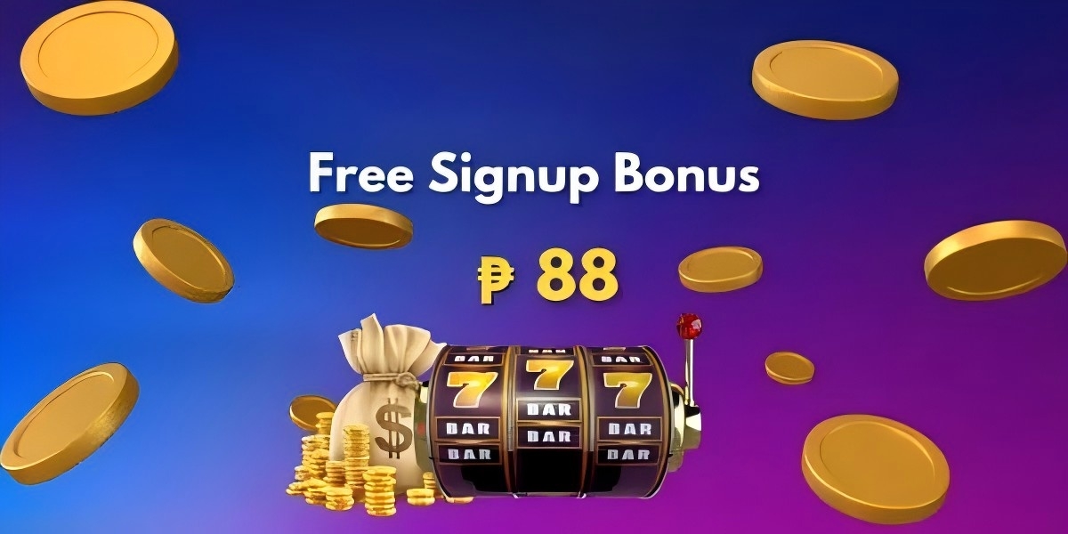 Casino Plus Bonus welcome banner with coral gradient and slot reels